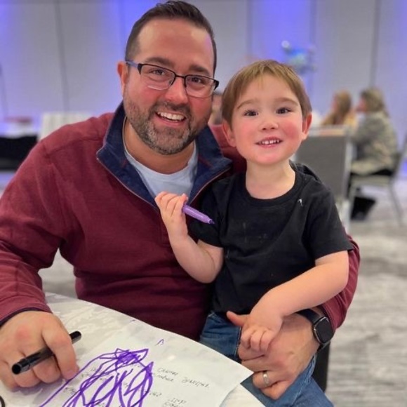 Meet your Posher, Chris - Picture 1 of 1